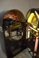 Jukebox Wurlitzer 1015 One More Time (OMT) - Édition Black Onyx - Vinyle 45 Tours – Image 11